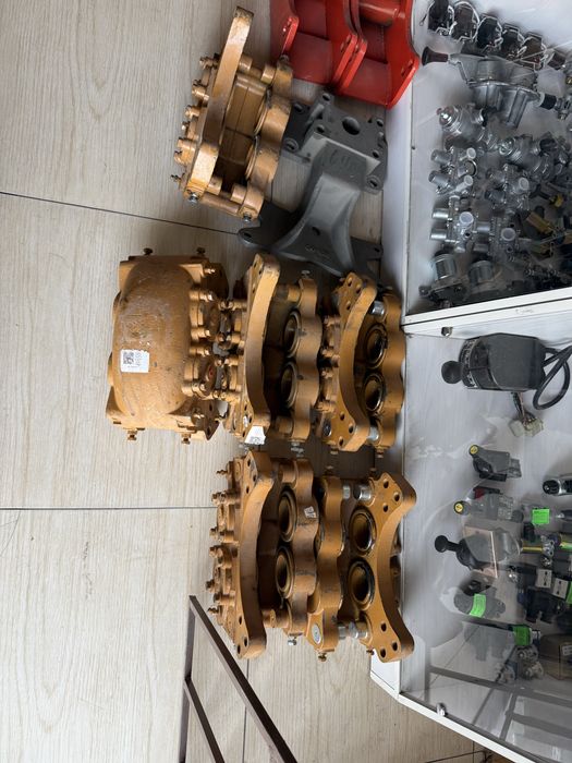 Суппорт тормозной Экскаватора