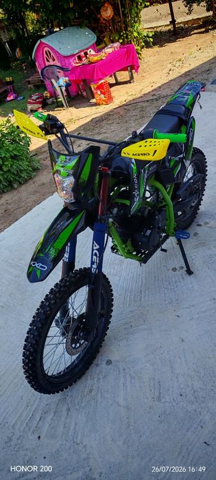Vând Cross kxd 150