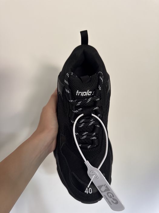 Balenciaga Striple S Full Black