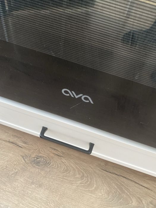 Продаю духовку встроенную