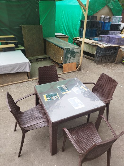 Продается Столы, стулья