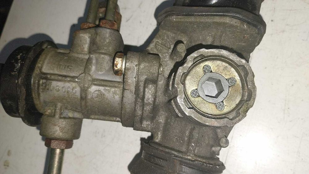 Кормилна рейка Волво ЕС40 /ВЕ40, Мицубиши Спейс Стар, Мицубиши Каризма