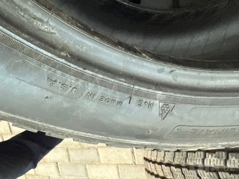MICHELIN orginal made in U.S.A 235/45/18