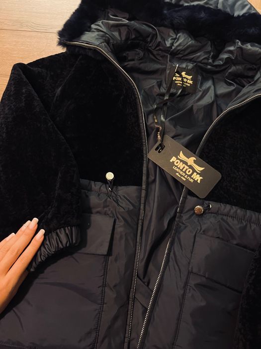 Темно-синяя куртка