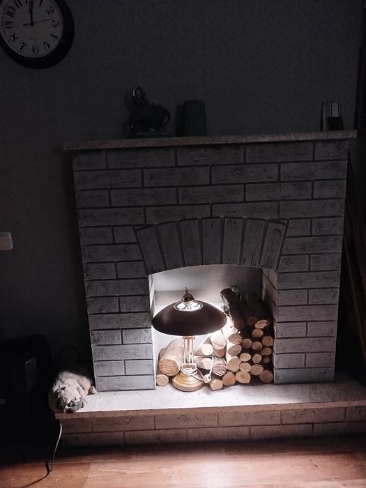 Продам декоративный камин