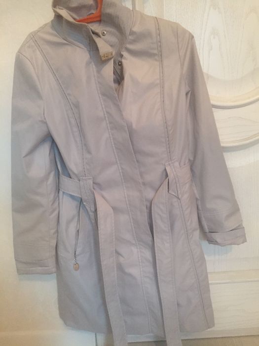 Женские плащи