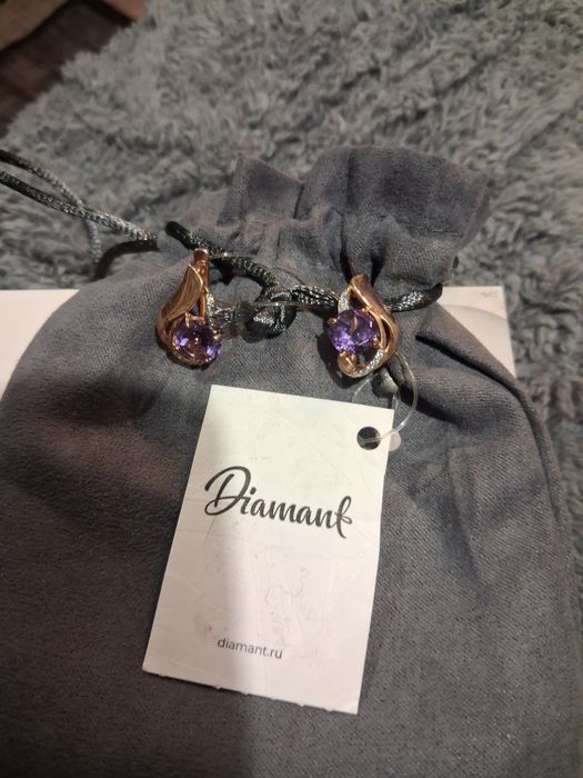 Продам серьги золотые