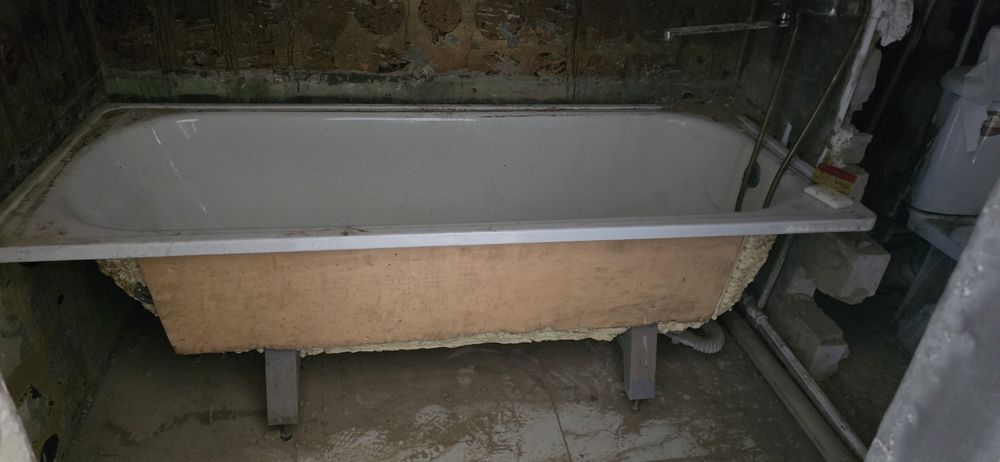 Продам акриловую  ванную