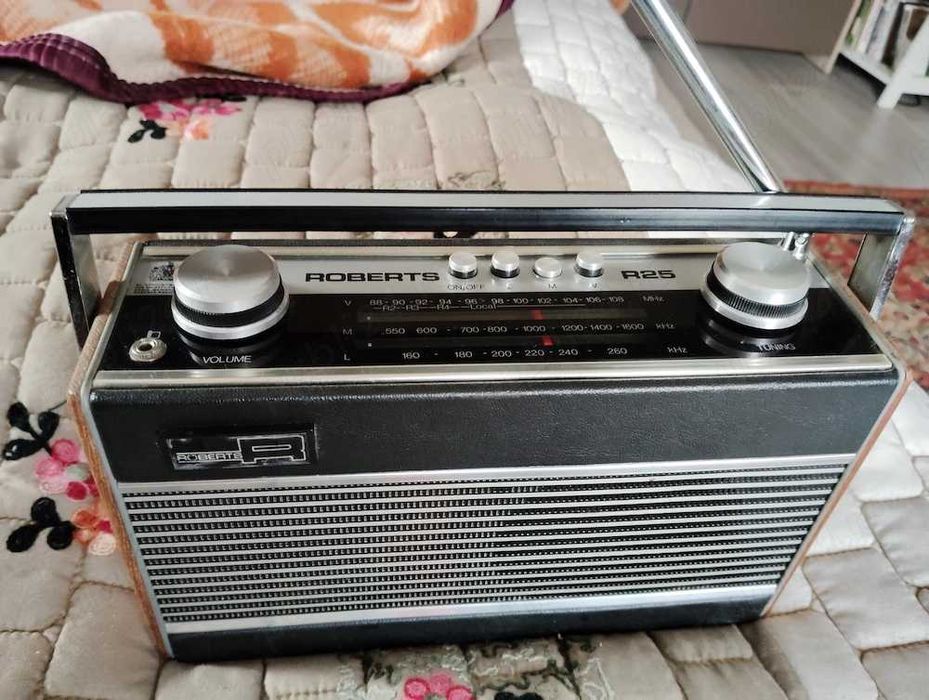 Radio Roberts analog