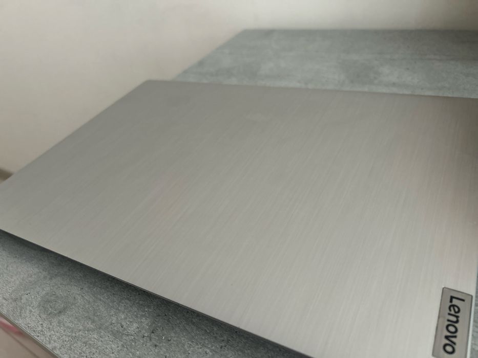 Lenovo IdeaPad 3 15 GLO5
