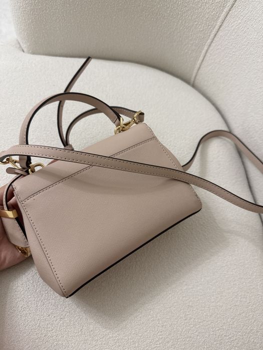 Продаю оригинальную сумку Michael Kors