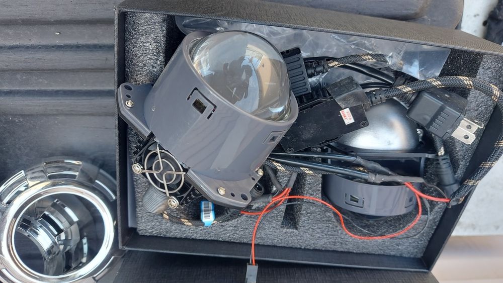 Led линзы H4 новые