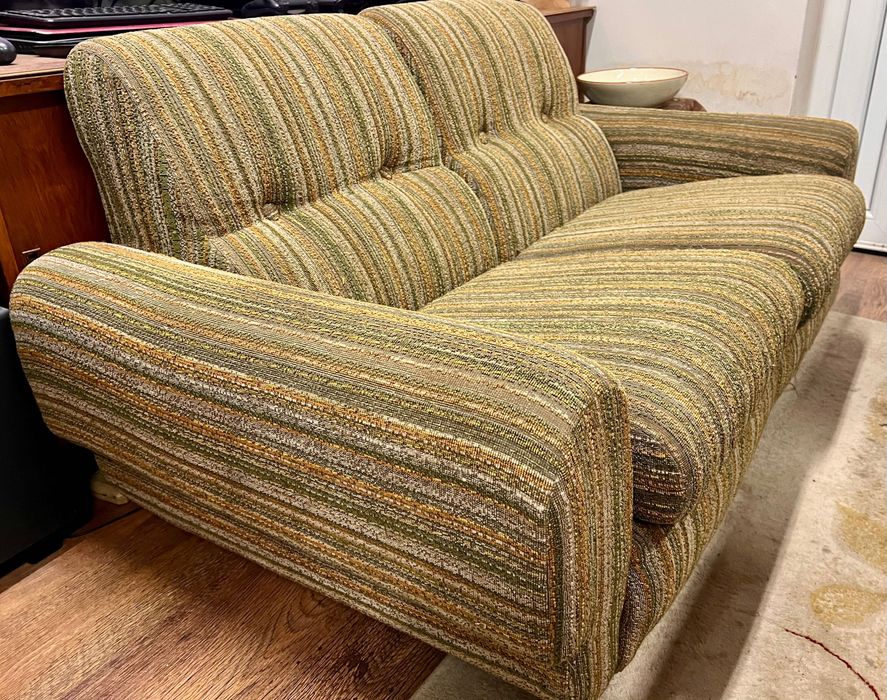 Диван двойка запазен