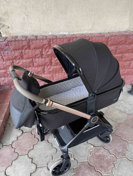 Продается коляска