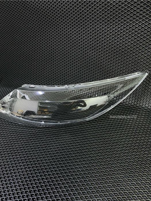 Kia Spotage Стекла Фары / Киа