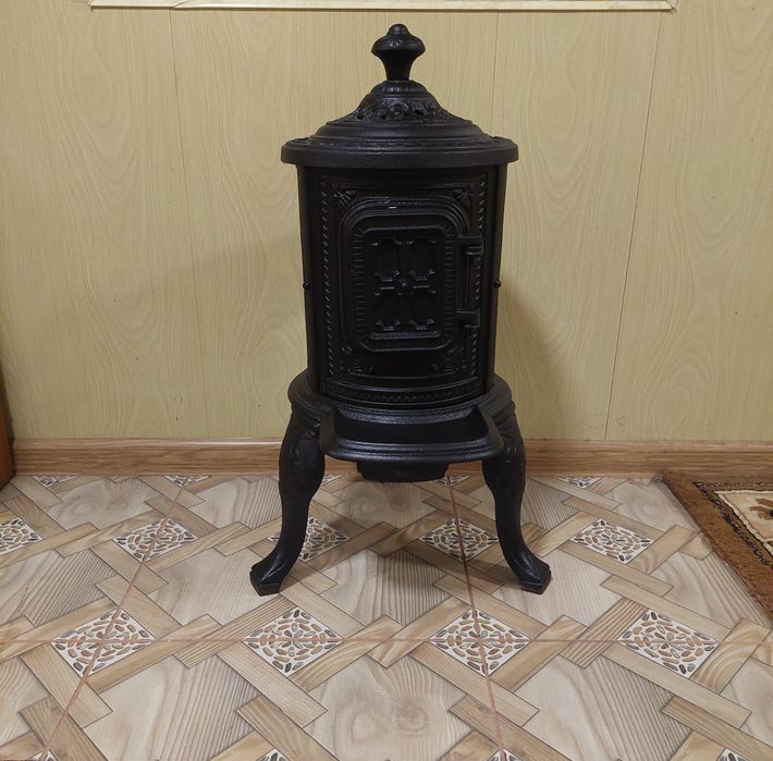 Продавам антикварна печка номер [1] husovarna