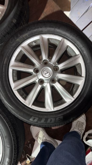 Диск R20 то lexus 570 оригинал