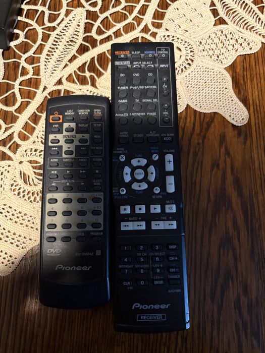 Pioneer amplitunner cu usb,cd dvd player,boxe pioneer (doua)