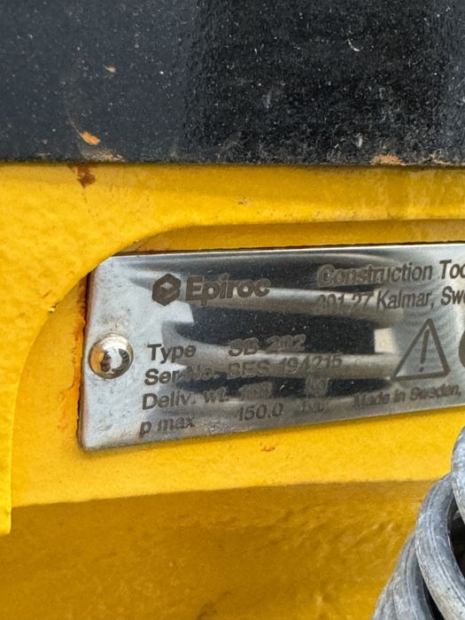 Picon miniexcavator ATLAS COPCO SB202 nou