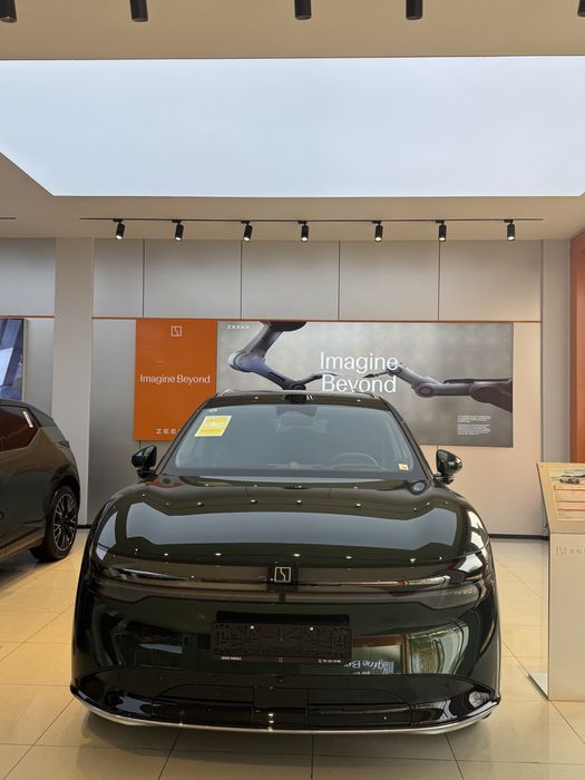 Zeekr 7x 2025yilgi yangi moshina