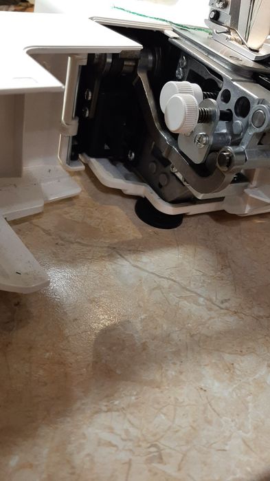 Оверлок Janome 724D ArtDecor.