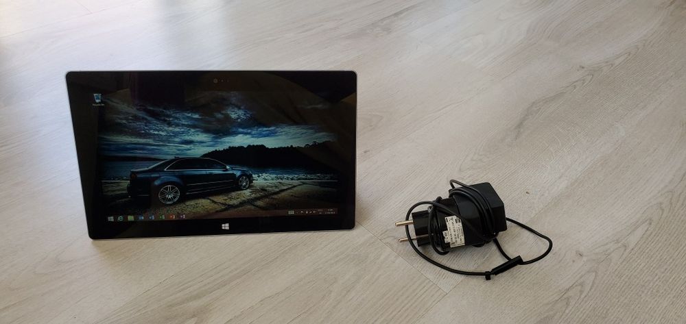 Vand/schimb tableta microsoft surface(windows)