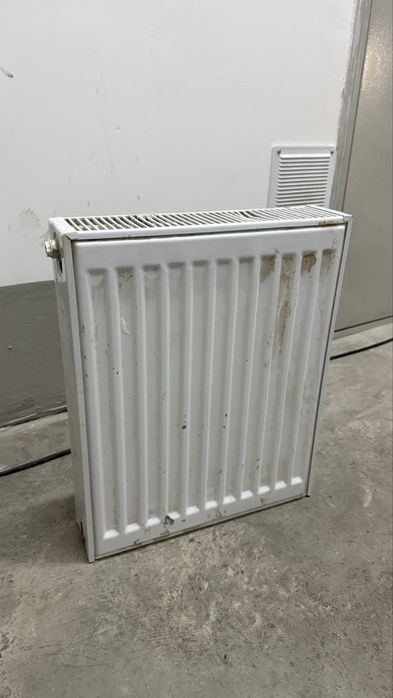 Продам радиатор 40*50