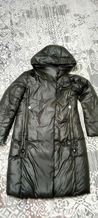 Зимний женский пуховик