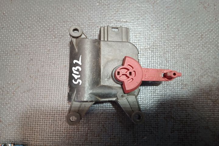 Motoras clapeta aeroterma 0132801301 8E1820511 0132801301 8E1820511 A