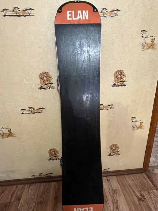 Продам Сноуборд elan