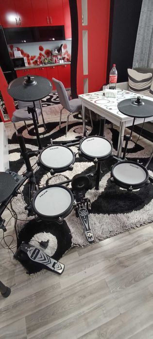 Барабани  електрони NUX