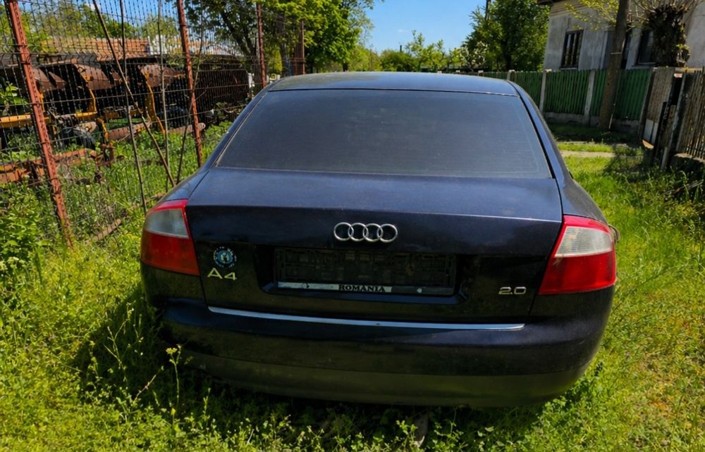 Audi A4 pentru piese