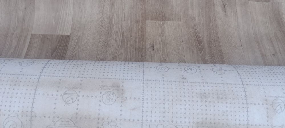 Продам линолеум б/у