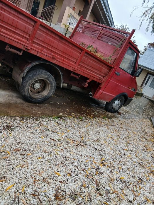 Iveco  1993 diesel, 936 € — imagine 3