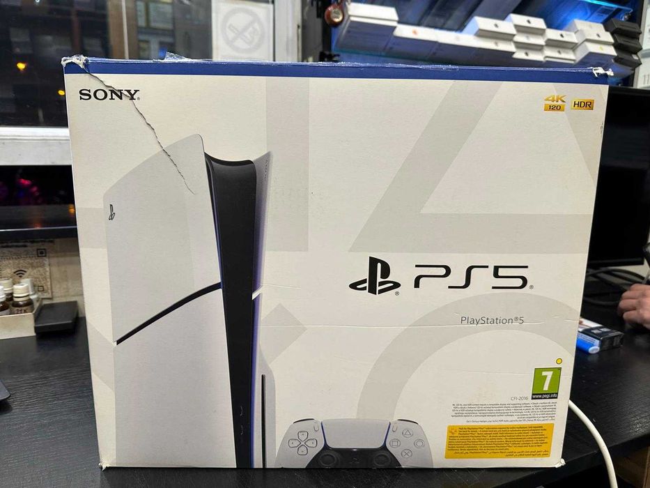 Hope Amanet P7 PlayStation 5