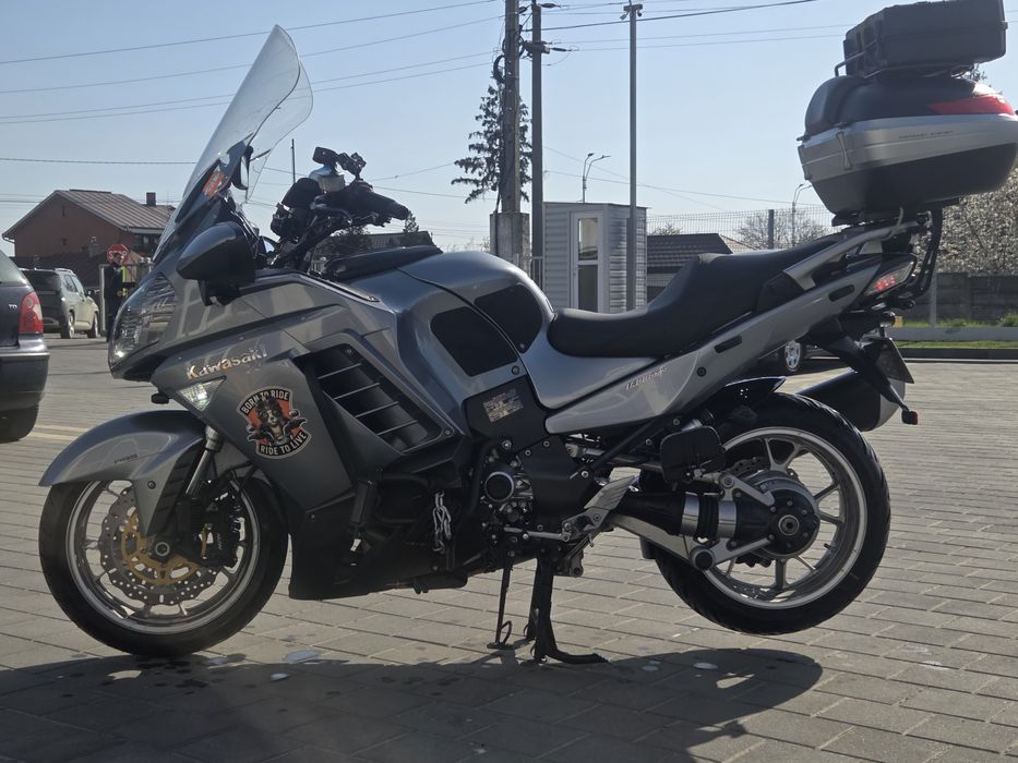 Kawasaki GTR 1400