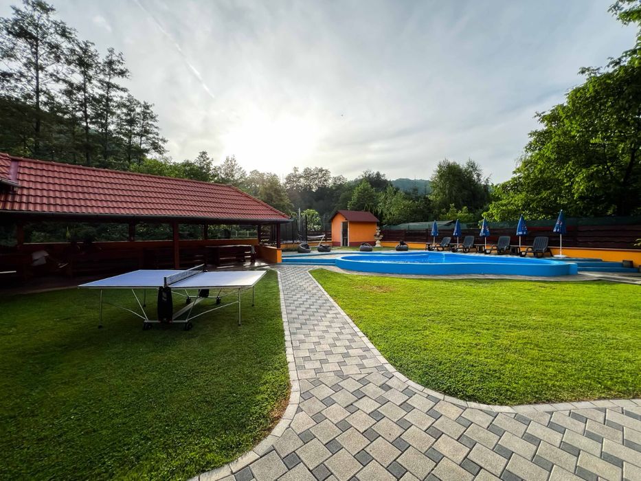 Cazare de Paste - Cabana Sargetia