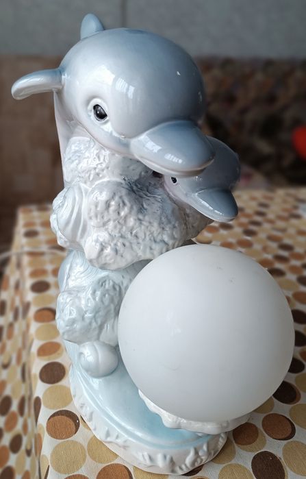 Декоративный светильник дельфины