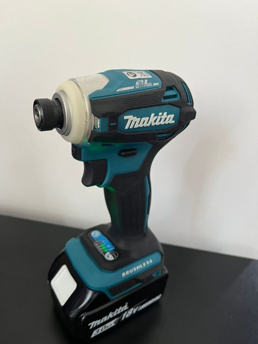 Set Makita brushlesss 18V bormasina DHP484 și impact DTD172