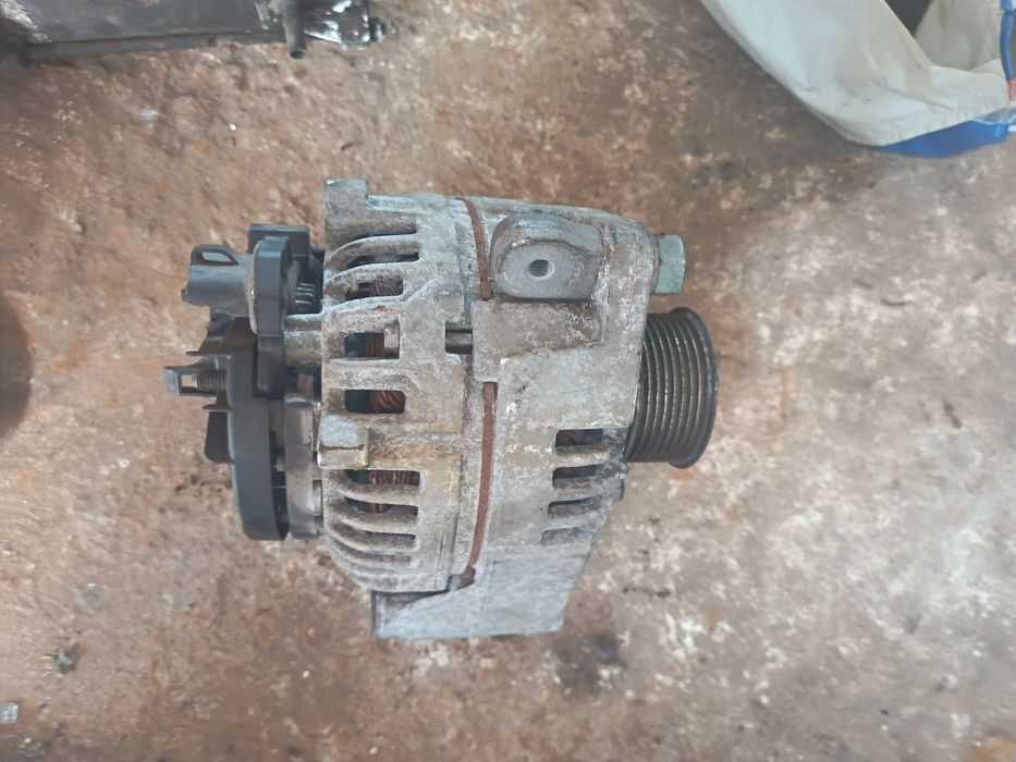Vând alternator Man 18.440