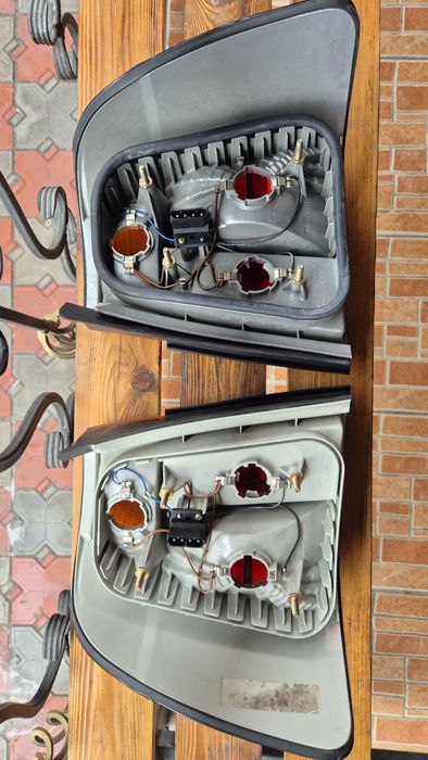 Фонари задние BMW E34 Touring