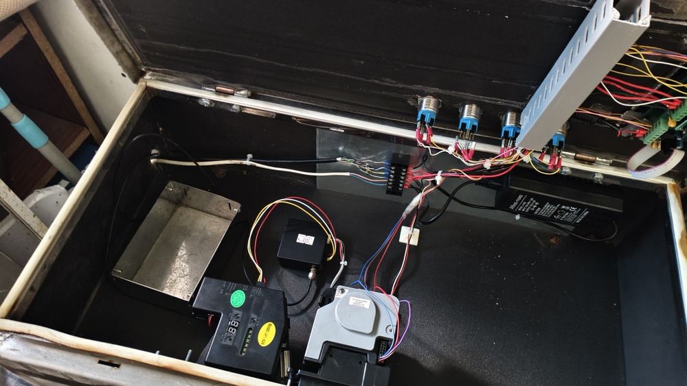 Продам самомой аппараты Италия