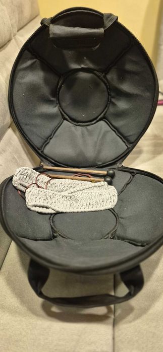 Ударен музикален инструмент Хандпан