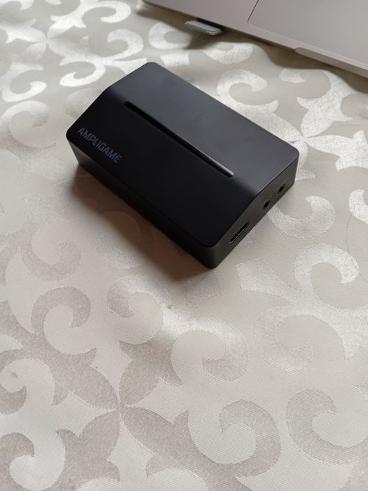 Продам Fifine v3 RGB