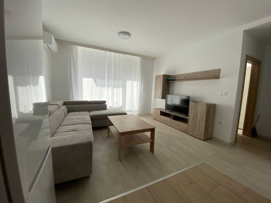 Продава се Двустаен апартамент в Варна, Възраждане 1 - 60 кв.м за 9 €/кв.м - Снимка #2