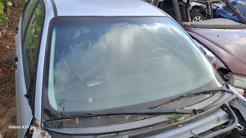 Предно (челно) стъкло за БМВ е46/BMW E46