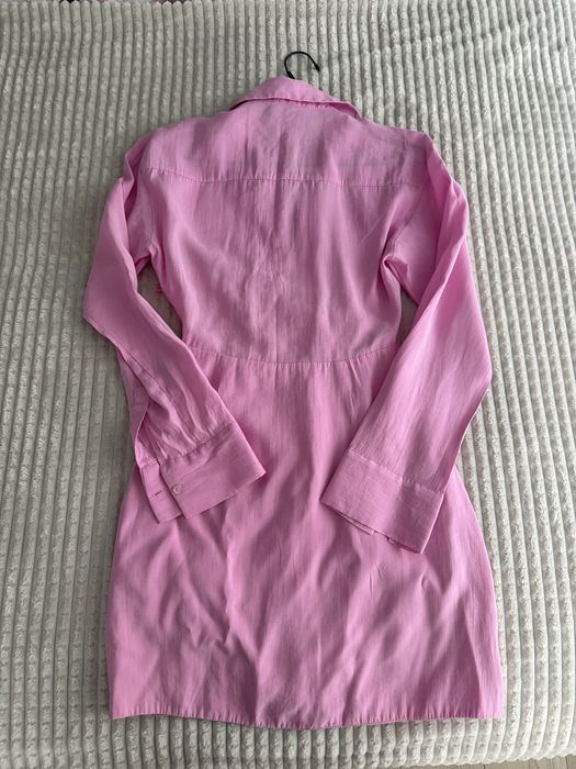 Къса рокля с дълги ръкави Zara