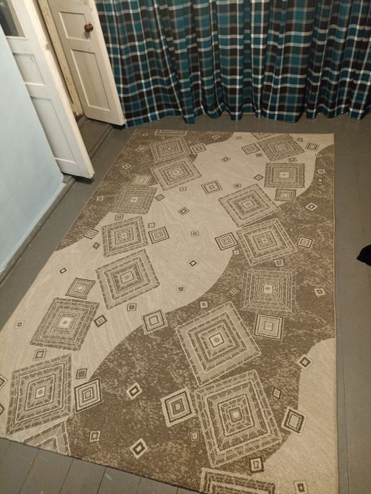 Ковёр 2х3  состояние среднее