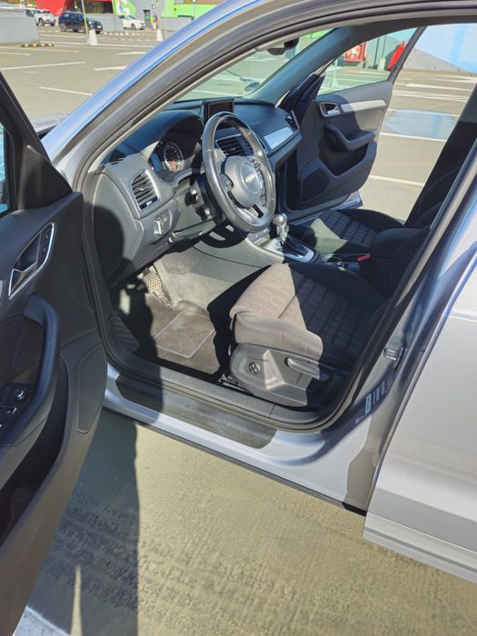 AudiQ3 2 TDI quattro