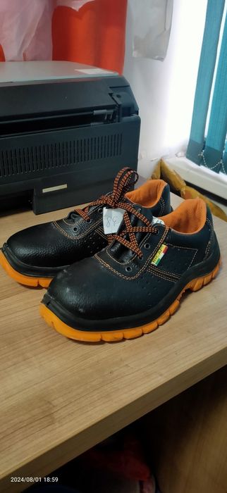 Спецобувь летняя Б/У